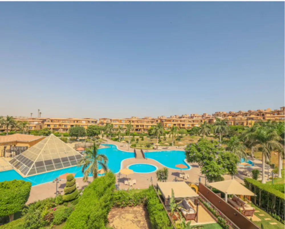 توين هاوس في Pyramids Walk