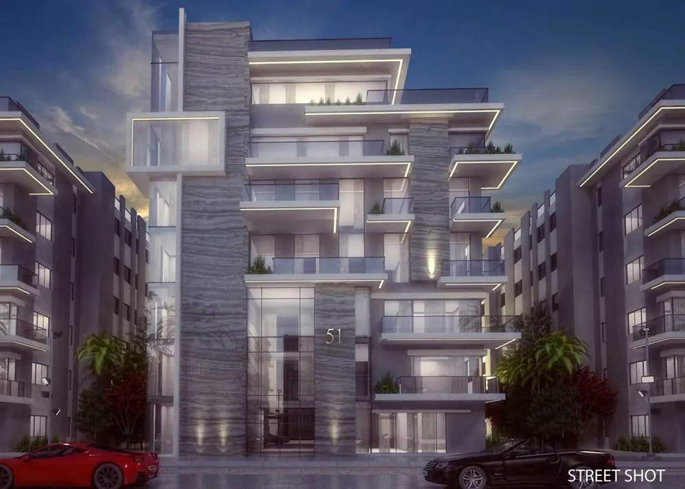 Duplex in Sun Capital