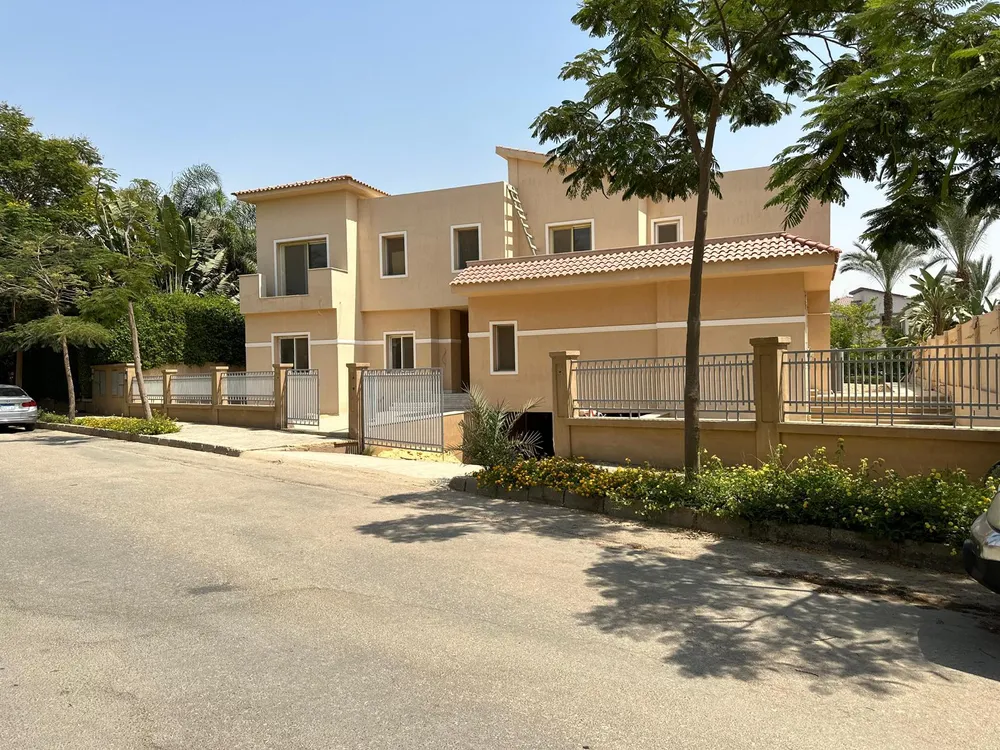 Villa in Swan Lake Katameya
